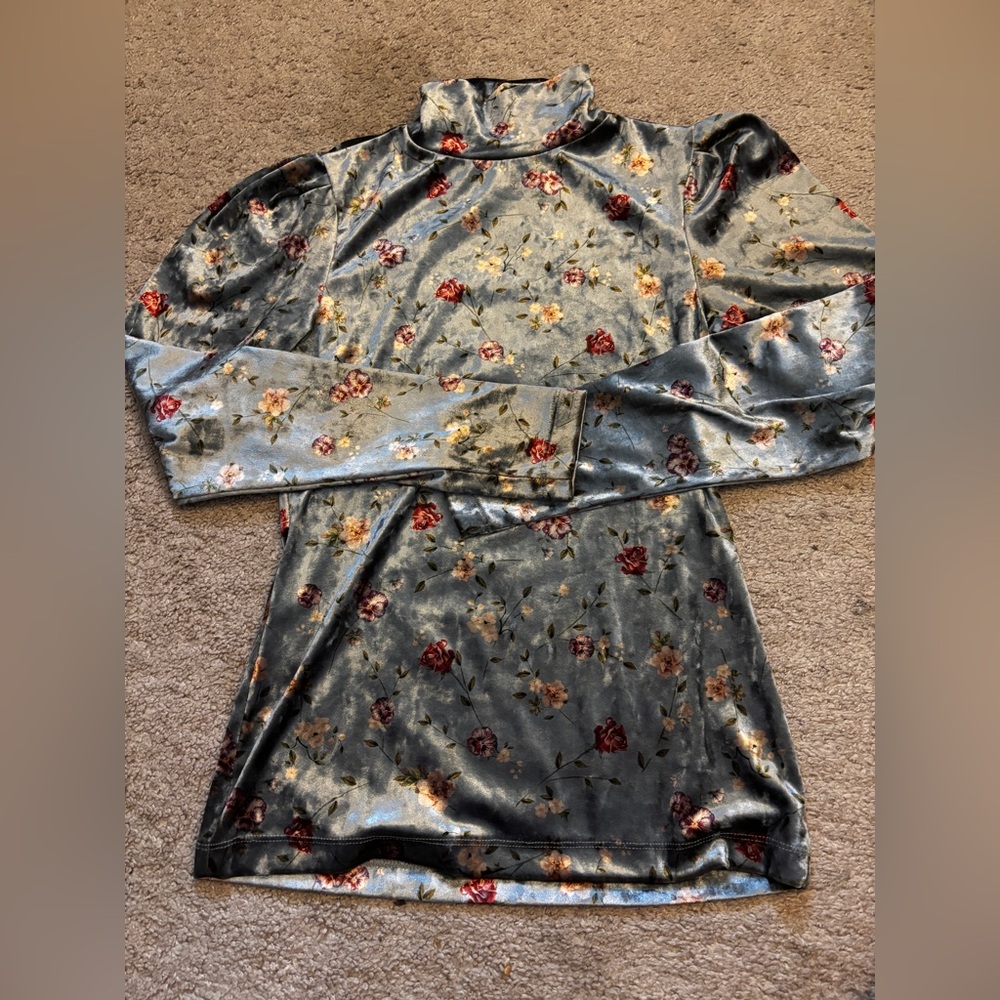 Guess Womens Long Sleeve Ilia Top